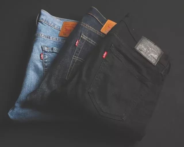 How to Check Jeans Size Without Wearing Them?