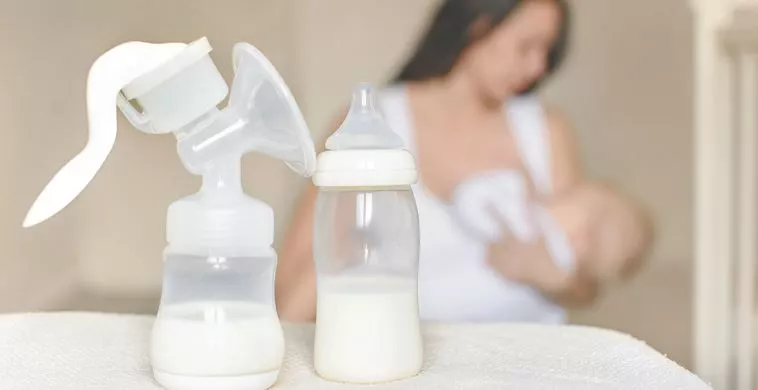 Breastfeeding and Pumping Schedule For Stay at Home Moms